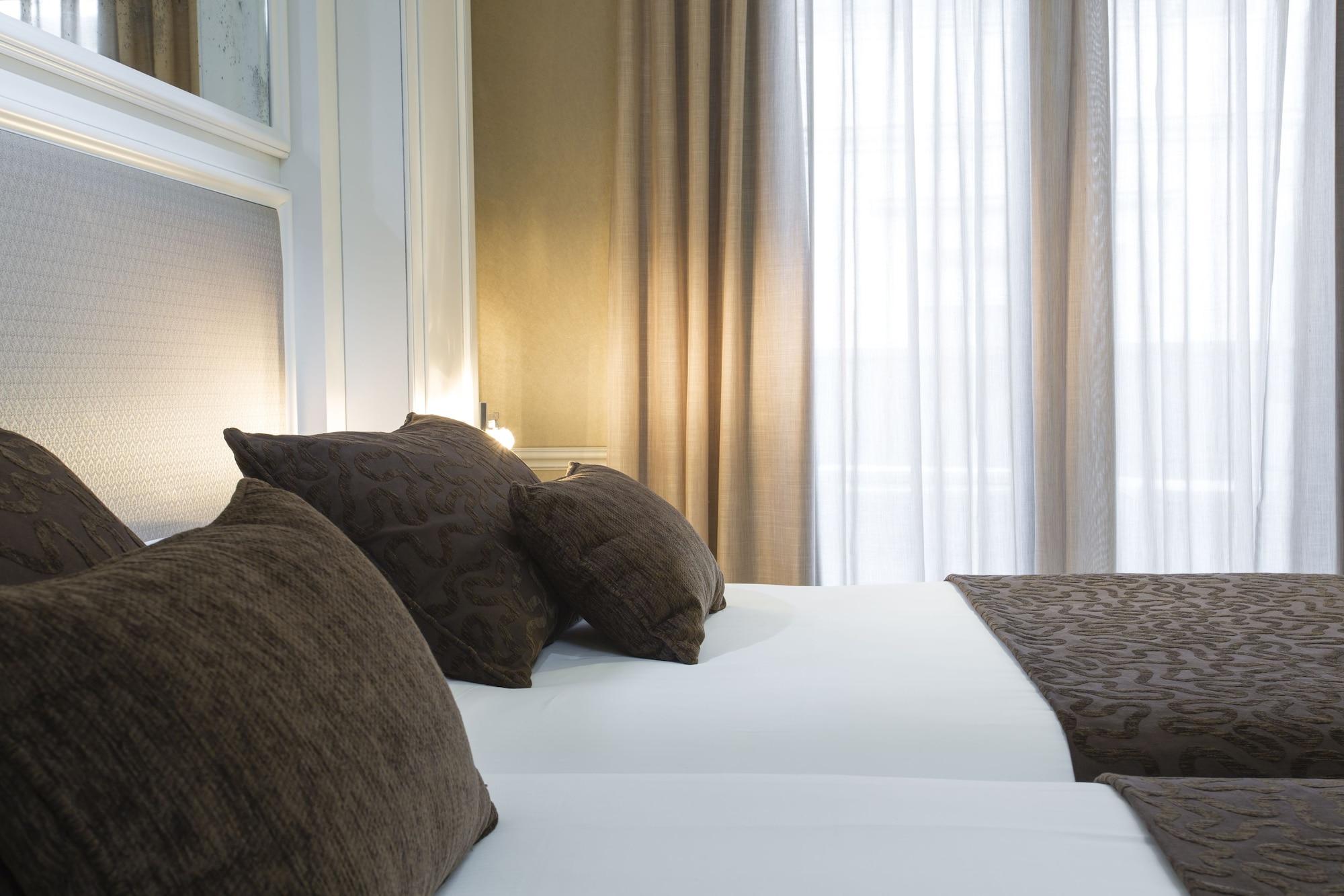 Vp Jardin De Recoletos Hotel Madrid Kültér fotó